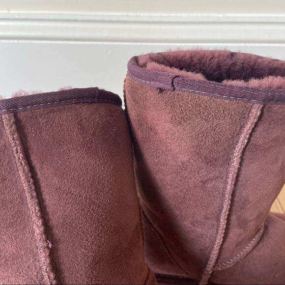 Ugg Classic Short Boots Wine Burgundy Purple Boots 6 - Picture 9 of 11